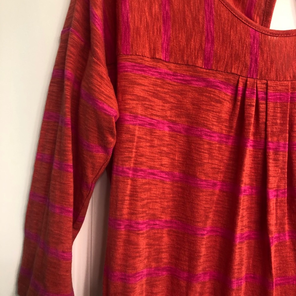 Women’s Ann Taylor Loft Top - Picture 6 of 11